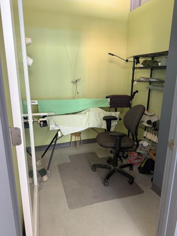 1st Floor — Room 6 (46 sq ft, column)